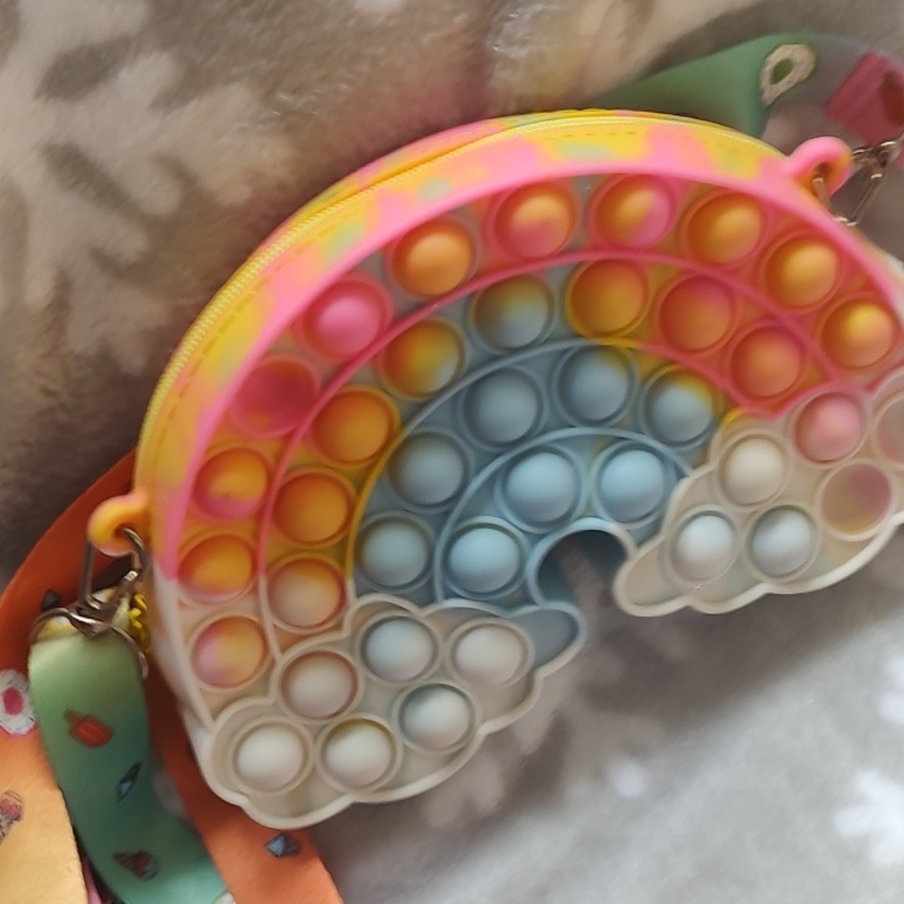 🌈 Pop-It Crossbody Bag -For Girls - Picture 5 of 8